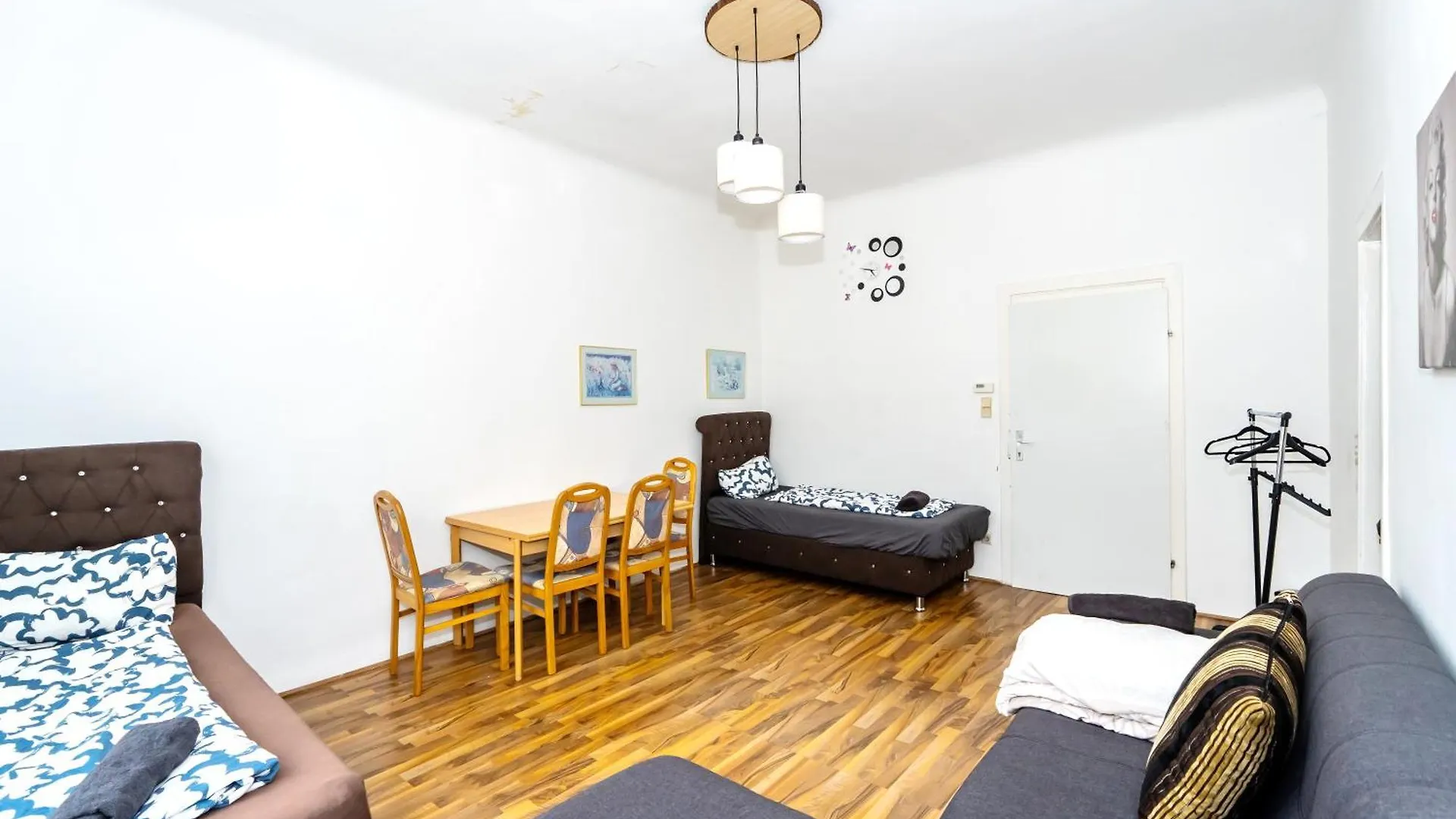 Family Rooms - 7 Minutes To Schoenbrunn Palace Vienna Austria