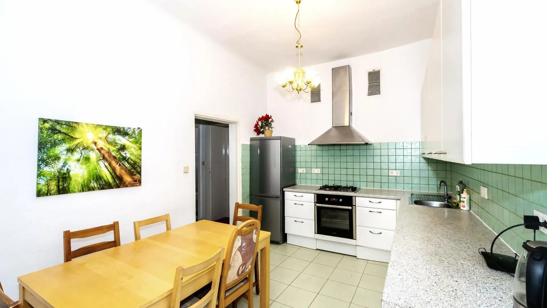 Family Rooms - 7 Minutes To Schoenbrunn Palace Vienna Austria